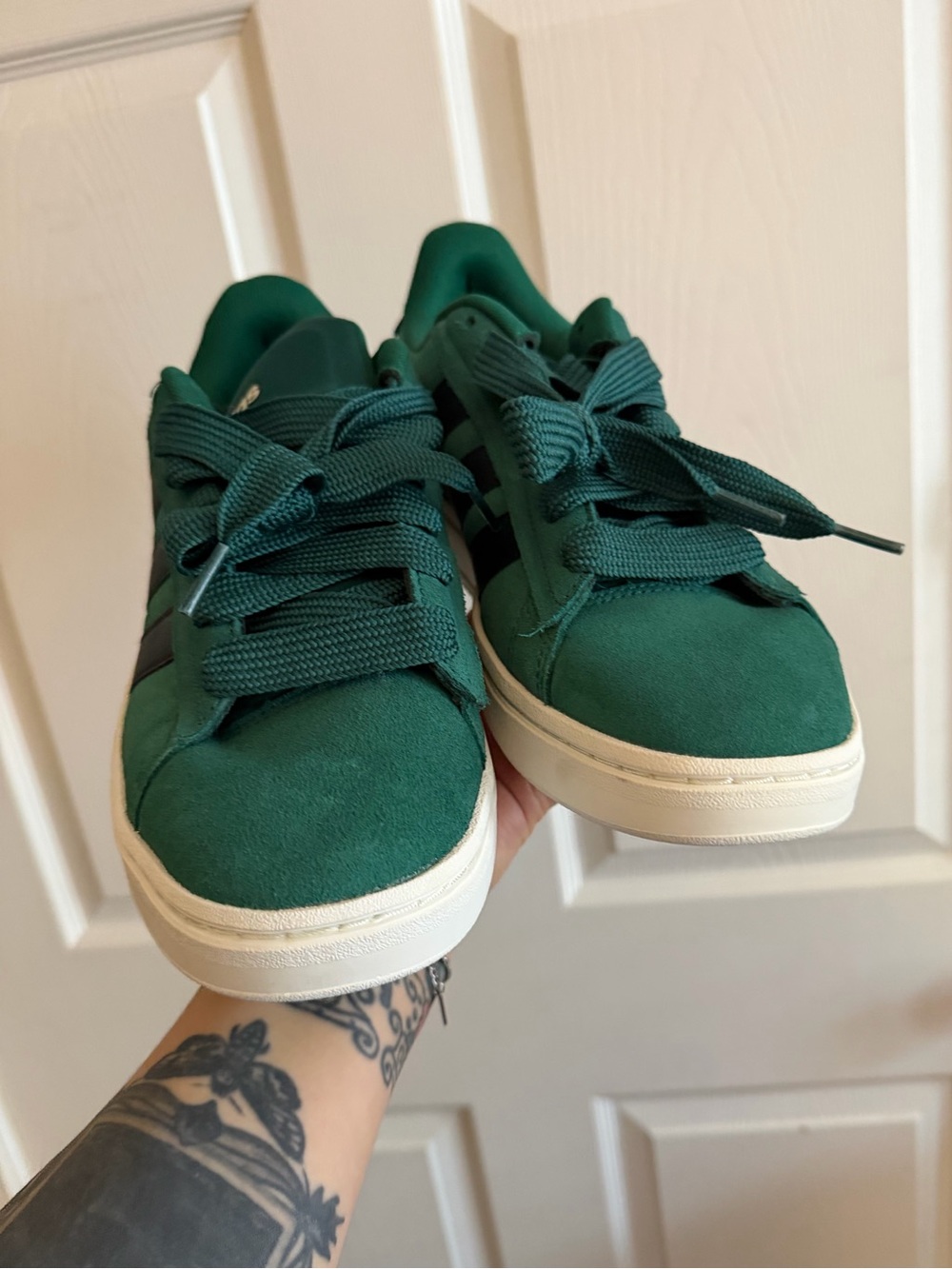Men’s Brand New Adidas Green Suede Low-Top Shoes
